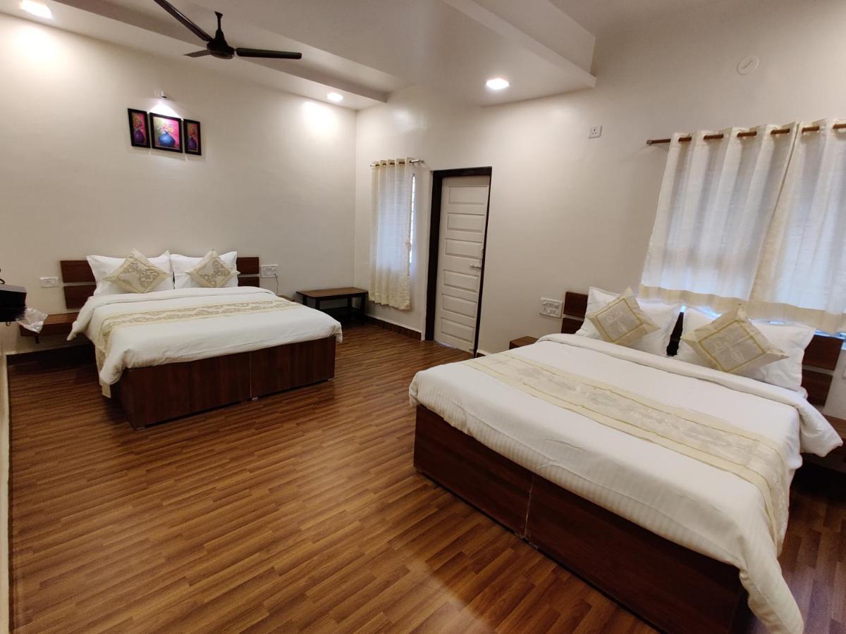 Hotel Surya Grande Kudal (Malvan) Exterior foto